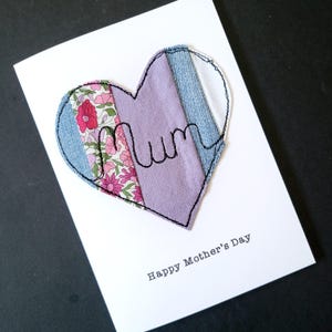 Cartão bordado personalizado para o dia das mães - Liberty Patchwork Heart