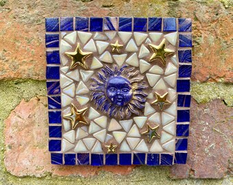 Placa de mosaico de jardín, decoración de jardín, arte de mosaico, arte de pared de sol y estrella, mosaico, arte celestial, decoración boho, regalo de jardín, regalo para él