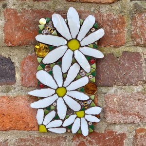Daisy Garden Mosaic Wall Art: Handmade Broken China Tile Decor