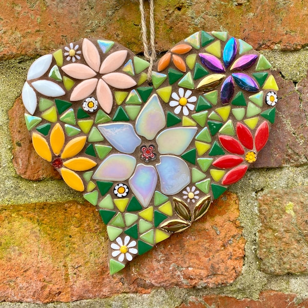 Handmade Mosaic Heart Wall Art, Unique Garden Decor, Perfect Gift for Garden Lovers, heart shaped garden gift for her, garden ornament