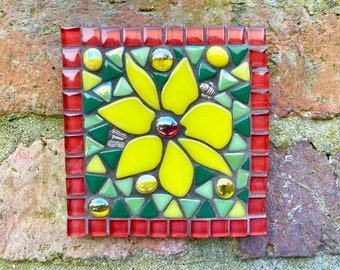 Art mural en mosaïque, art de la mosaïque, mosaïque pour mur de jardin, décoration de chalet, mosaïque de jardin, art mural, cadeau de jardin, décoration d'intérieur, cadeau d'art fait main