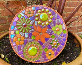 Mosaik Wandkunst, maßgeschneiderte Kunst, Gartenkunstdekor, einzigartige Gartenkunst, Gartengeschenk, handgemachtes Geschenk für sie, Mosaikwandplakette, Hofkunst