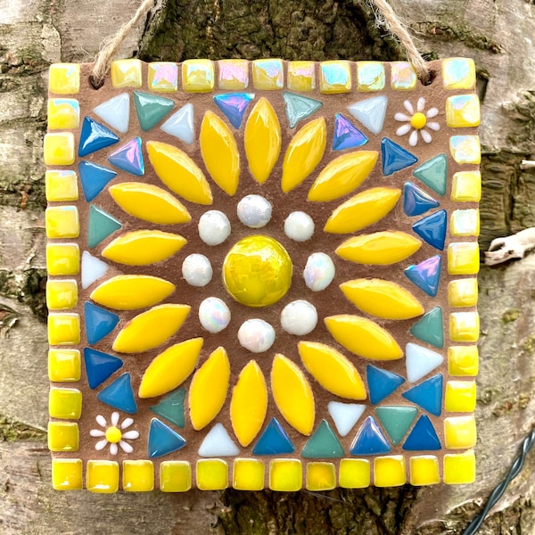 Sunflower mosaic, mosaic garden plaque, garden decor, garden wall art, handmade gift for teacher, gift for garden lovers