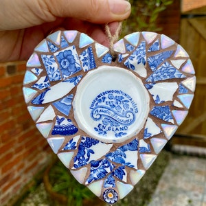 Cœur de jardin en mosaïque, décoration de jardin, art de la mosaïque, art mural coeur bleu, carreau de mosaïque, art de la Chine en bois compensé, décoration bohème, cadeau de jardin, cadeau pour lui image 4