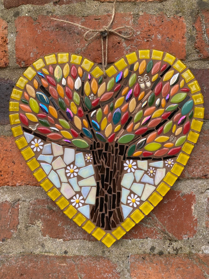 Baum des Lebens Kunst, Mosaik Baum des Lebens, Gartendekoration, Jubiläumsgeschenk, einzigartiges Geschenk, Herzmosaik, handgemachtes Geschenk für sie, Mosaik-Wandtafel Bild 5