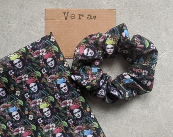 Frida Scrunchie - Flamingo - Flowers - Unique Gift - Letterbox Gift - Feminist - Artist - Birthday Gift