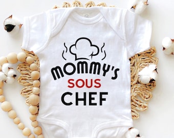 Body de bebé Sous Chef de mamá, Sous Chef Baby Onesie, Mommys Sous Chef Baby Shirt, Sous Chef Baby, regalo de Baby Shower para mamá, bebé