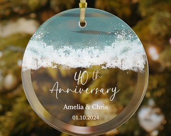 Ornamento personalizzato per l'anniversario, regalo di ornamento per coppia sposata di Natale in vetro, ornamento personalizzato per il 50° anniversario della spiaggia, regalo di anniversario