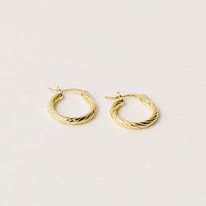 Small Gold Hoop Earrings, Thin Gold Hoop Earrings, Small Gold Hoops, Minimalist Earrings, 925 Sterling Silver Earrings, Gift for Women