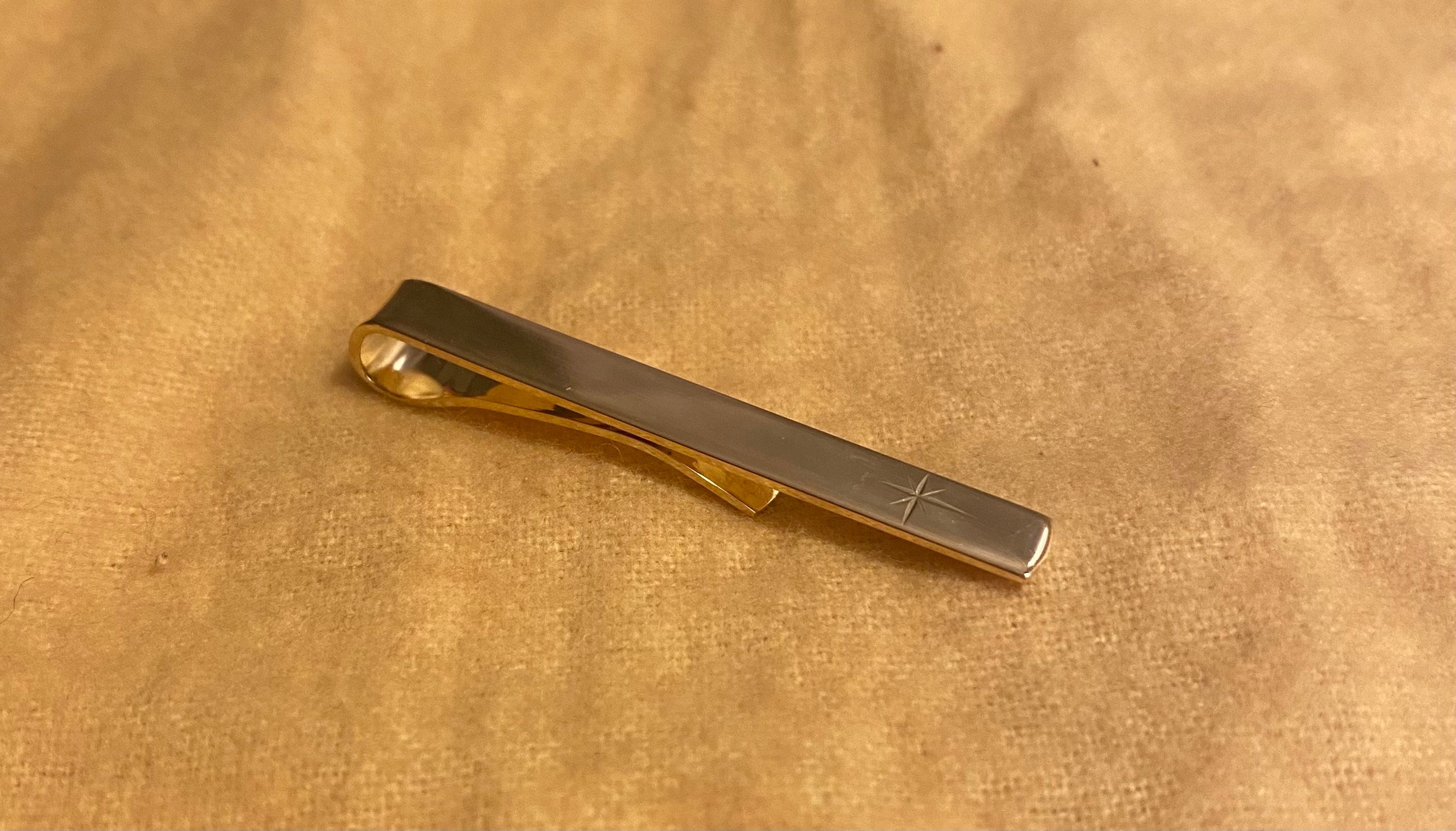 18ct Gold Plated Diamond cut Tie Slide - Tie Clasp - Formal wear - Suit accessories - Diamond cut star