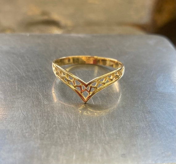 9ct gold hotsell wishbone ring