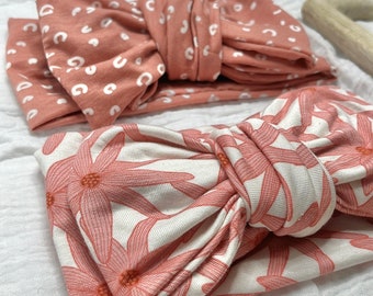 Weiches Haarknoten Baby Stirnband, große Schleife, Geschenk zur Geburt