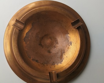 Vintage Copper Ashtray, Gift for Smokers, Farmhouse Decor, Collectible Ashtray, Small round ashtray, Bar decor, Travel mini ashtray,rare