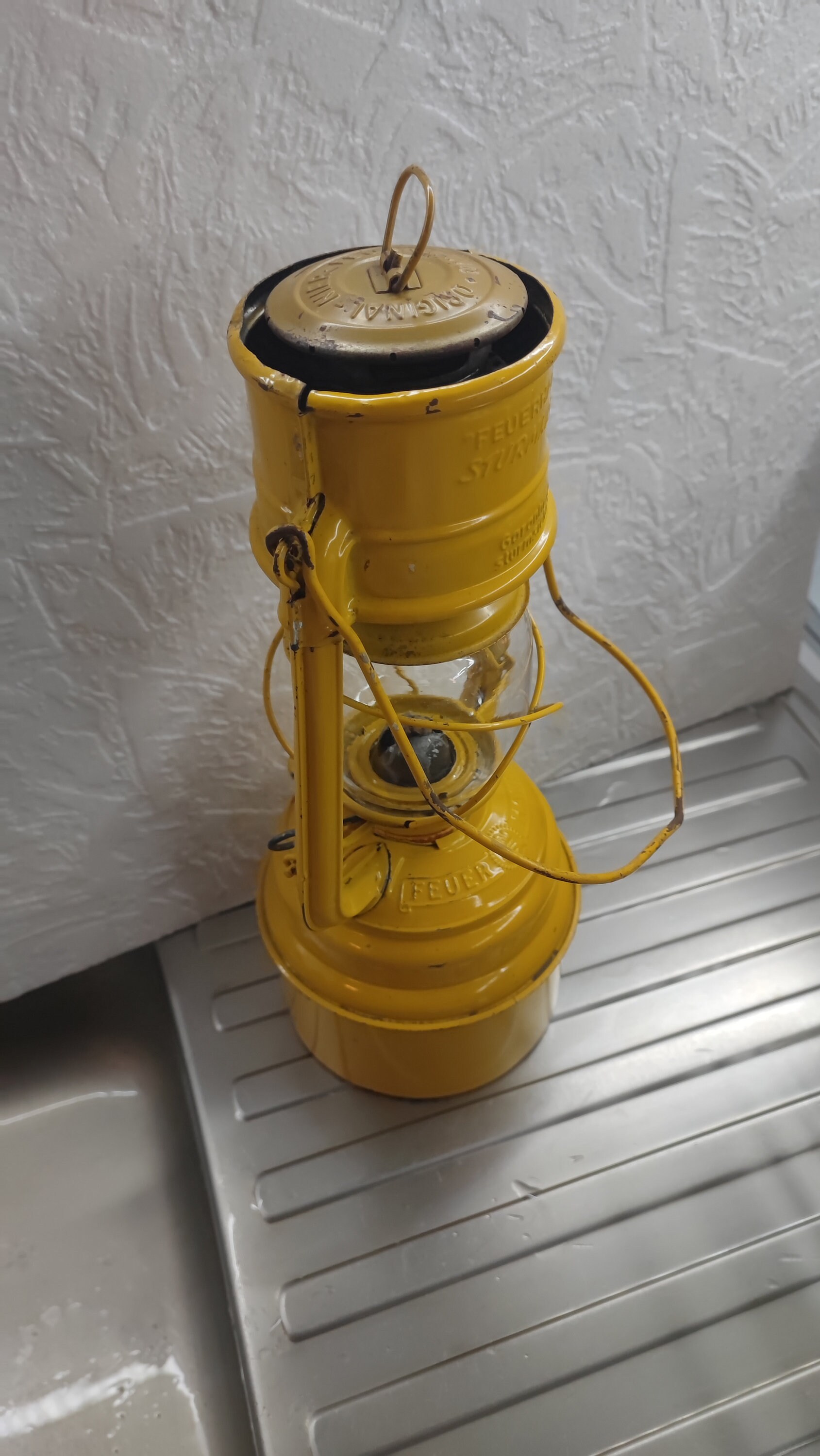Buy Feuerhand-sturmkappe,276,baby Special,stk 70,yellow