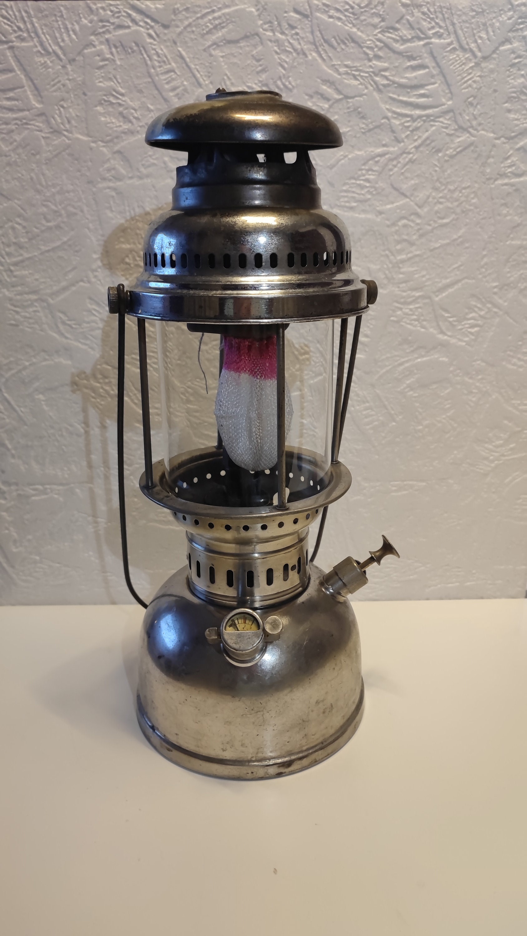 Ancienne lanterne lampe à pétrole électrifiée - Label Emmaüs
