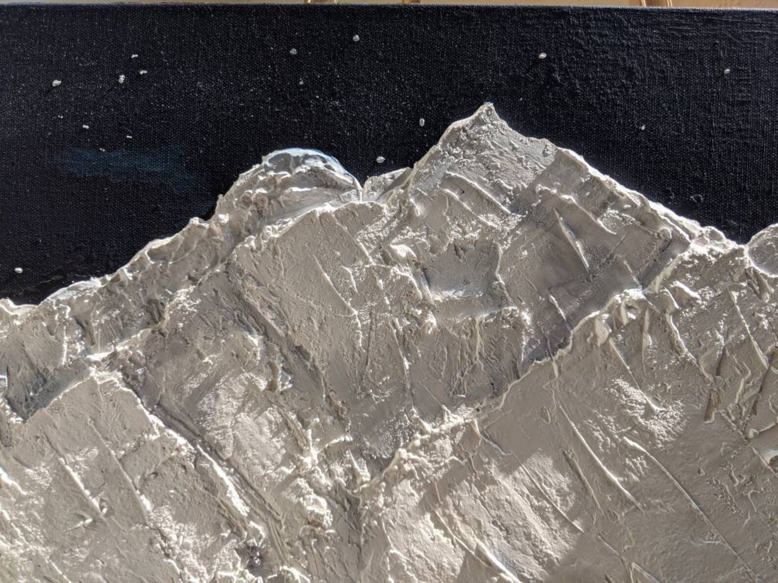 Wall Decoration Wall Art Plaster of Paris Mountain Landscape at Night