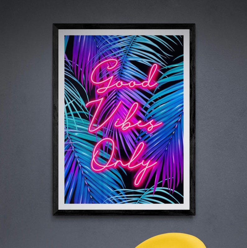 Tropische bladprint met neonroze accenten - Maximalistische jungle muurdecoratie, een eigenzinnig statement piece afbeelding 3