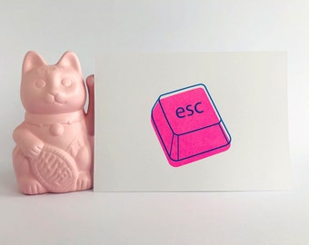 Siebdruck Esc Taste, neon pinker blauer Kunstdruck, Homeoffice Schreibtischdeko, DIN A5