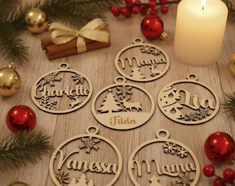 Personalized Christmas bauble with engraving – Beige Christmas tree ornament with name – Christmas gift – Custom tree ornament