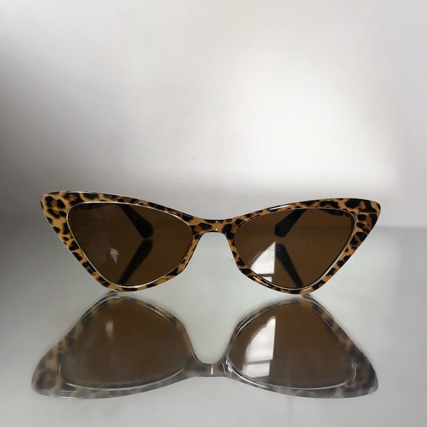 Leopard Print Black Metal detail Cat eye 1950's vintage inspired Sunglasses