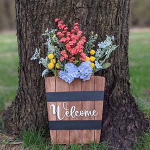 DIGITALE gelaagde bloemplanter/emmer deurhanger/bord | Met "Welkom" en twee opties voor backer | Glowforge-getest SVG-bestand