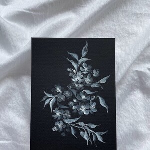 Illustrazione ad acquerello originale Blossom. Arte botanica. Bianco e nero.