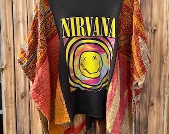 Nirvana Upcycled Vintage Kantha Quilt Butterfly Poncho Free Size One Size Fits Most