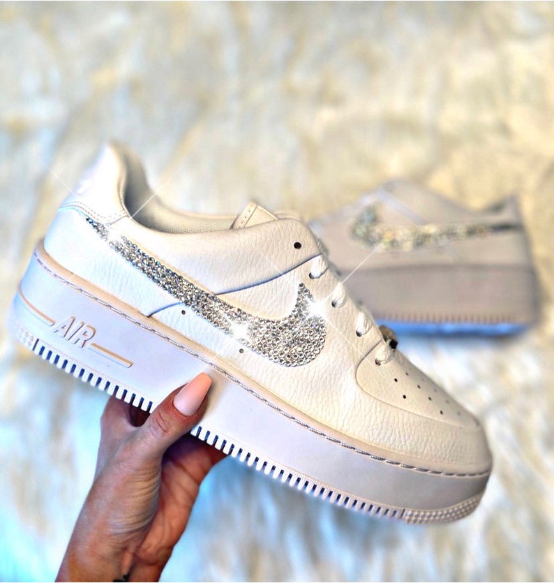 nike women's air force 1 sage low white
