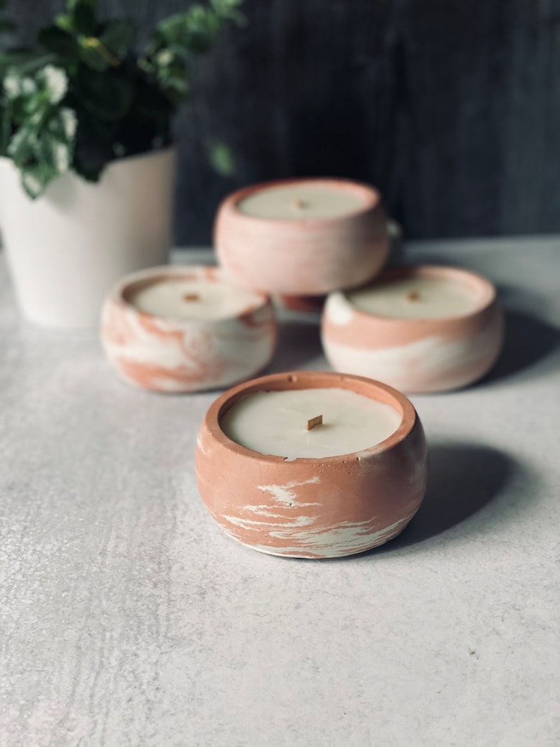 Southwestern Red-White Swirl Concrete Candle Wood Wick Cement Custom Housewarming Gift Decor Gold Reusable Soy Scented image 2