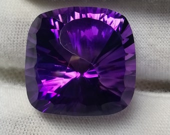 AAA amethist edelsteen, concave kussenslijping (33 karaat)