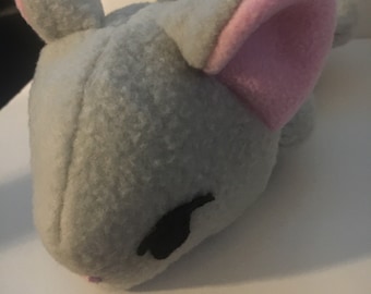 Anpassad råtta plysch
