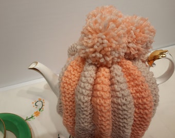 Hand Knit Tea Cozy, Vintage style tea cozy, 4-5 and 6 cup cozy, Tea Pot Warmer, Pleated Style Tea Cozy,