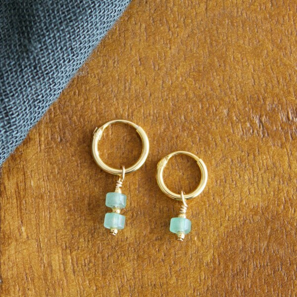 Green aventurine gold hoop earrings - gold plated huggie earring with aventurine pendant - Gemstone pendant earring - dainty gold earring