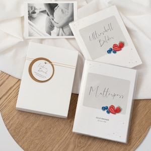 Schwangerschaft Set - Meilensteinkarten, Personalisierbare Mutterpasshülle und Ultraschallbilder Album - Liebe im Bauch | Geschenk