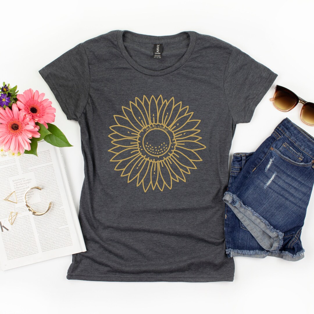 Sunflower Shirt, Botanical Sunflower Tee, Vintage Sunflower Shirt, Fun