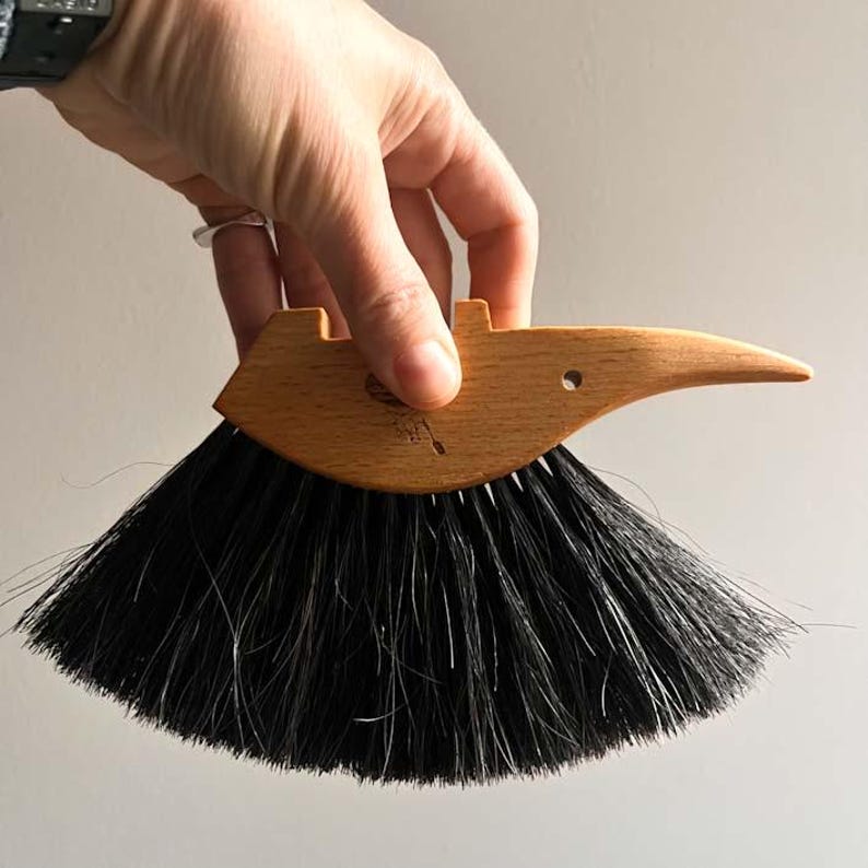 Hedgehog Table Brush - Thumbnail 2
