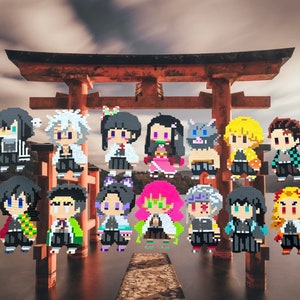 Pode incluir: Uma coleção de 16 personagens de pixel art coloridos, cada um com designs e expressões únicas. Os personagens estão dispostos em duas filas, em pé na frente de um portão japonês tradicional.