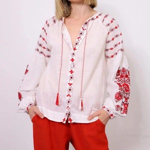 White summer vyshyvanka, Vyshyvanka woman, Ukrainian blouse, Vyshyvanka, Ukraine vyshyvanka, summer blouse, white peasant blouse