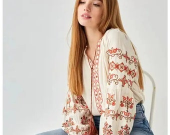 Modern women's vyshyvanka blouse, Vyshyvanka, Ukrainian peasant blouse, Beige boho blouse, Floral vyshyvanka, Summer blouse