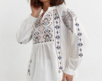 Ukraine Vyshyvanka blouse, White embroidered blouse, Vyshyvanka, Ukrainian blouse