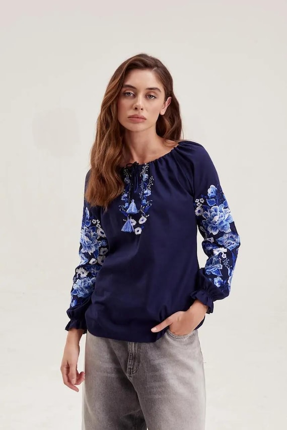 Navy Blue White Embroidered Peasant Blouse Plus Size Ladies Clothing Etsy Norway