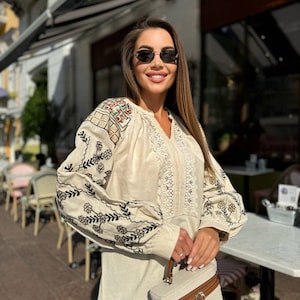 Beige Vyshyvanka woman, Ukrainian blouse, Vishivanka, Ukraine embroidery, Etno blouse, Ukrainian clothing