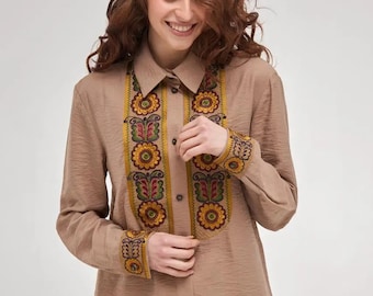 Beige embroidered Ukrainian shirt, Ukraine peasant blouse, Vyshyvanka, Embroidered Blouse, peasant blouse, Ukrainian Clothing