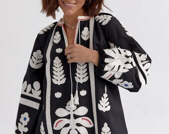 Black Boho woman blouse, Black bluse, Boho blouse, Embroidered blouse