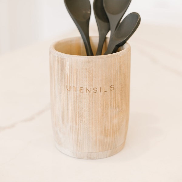 Wood Utensil Holder - Natural