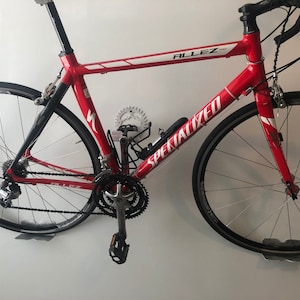 cycle wall mount bracket