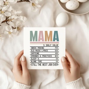 Tarjeta de felicitación novedosa para mamá: tarjetas para el día de la madre: tarjeta con tipografía divertida, cartulina reciclada y sobre