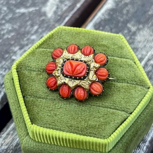 Antique Georgian Gold-Plated Brooch with Hand-Carved Coral (UK, 1800s) sustainable jewelry