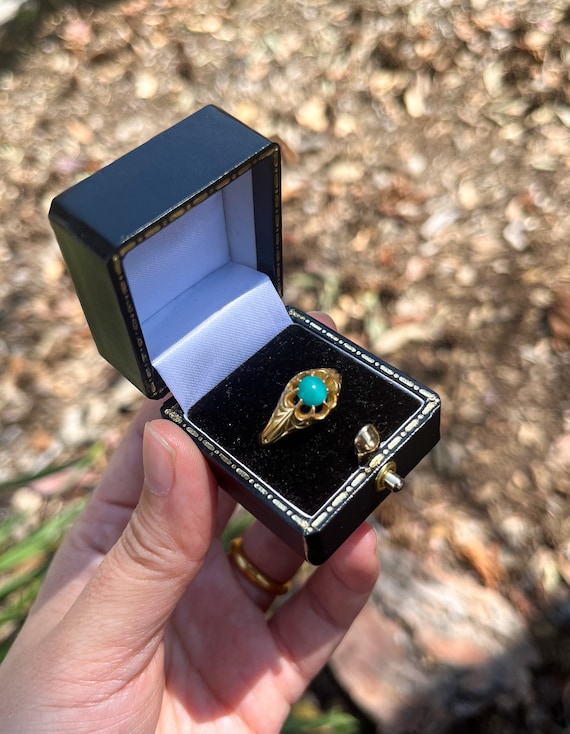 Antique Victorian Turquoise 18k Gold Belcher Ring… - image 9