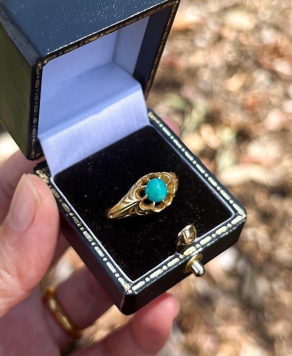 Antique Victorian Turquoise 18k Gold Belcher Ring… - image 1